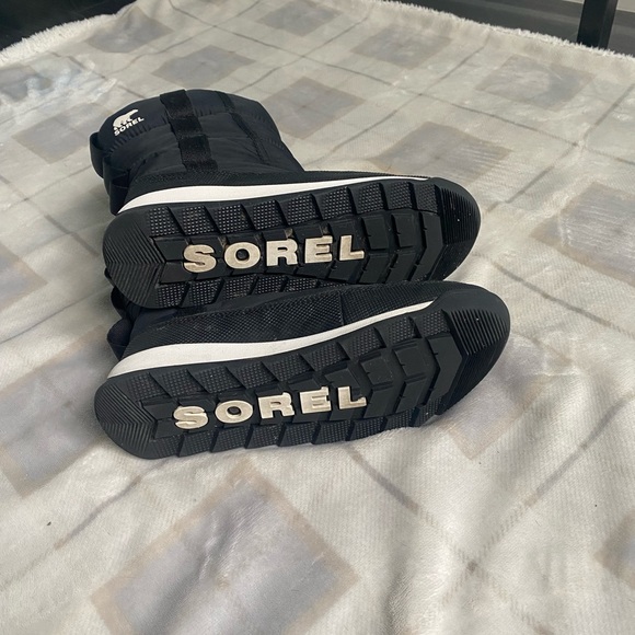 Kids Winter Boots Soreil - new US size 5 - Picture 2 of 3